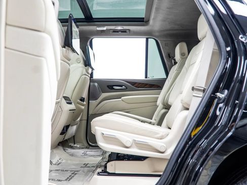 Used 2024 Cadillac Escalade Premium Luxury Platinum RWD image 53