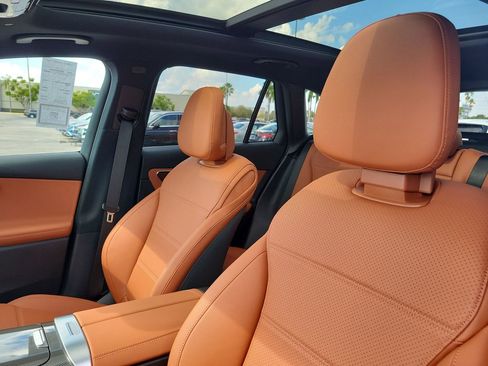 New 2026 Mercedes-Benz GLC 300 image 19