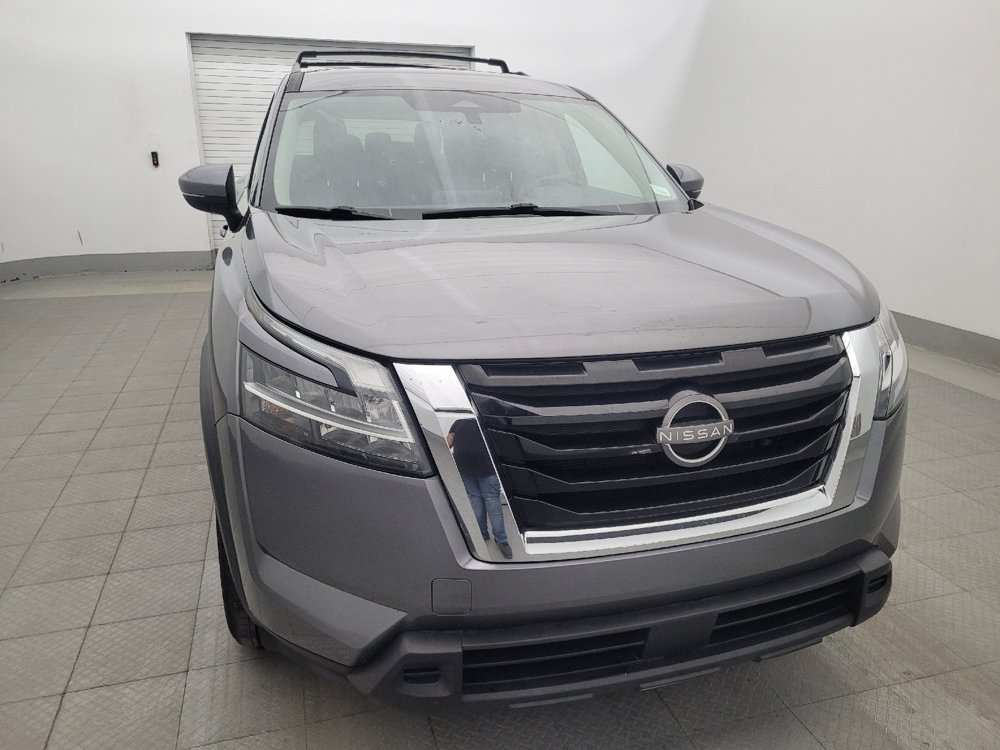 Used 2022 Nissan Pathfinder SV FWD image 14