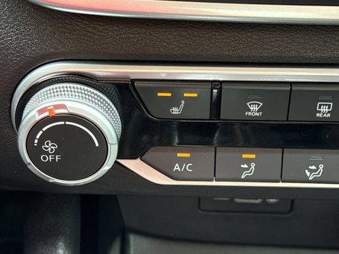 Certified 2021 Nissan Altima 2.5 SV w/ SV Premium Package image 18