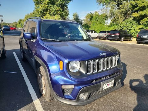 Used 2021 Jeep Renegade Latitude image 3