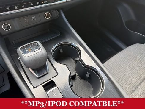 Used 2023 Nissan Rogue SV FWD image 19