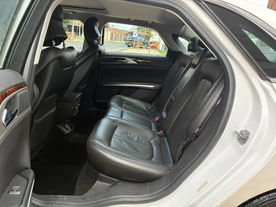 Used 2013 Lincoln MKZ AWD image 12