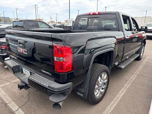 Used 2015 GMC Sierra 2500 Denali w/ Duramax Plus Package AWD/4WD image 3