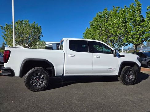 New 2026 GMC Sierra 1500 AT4X AWD/4WD image 3