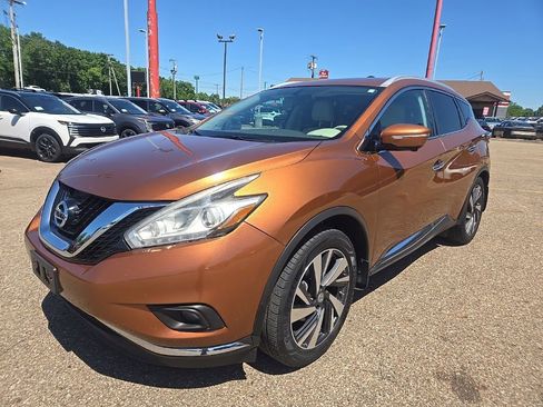Used 2015 Nissan Murano Platinum w/ Platinum Technology Package AWD/4WD image 3