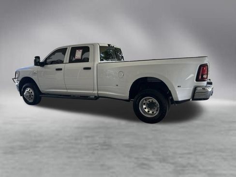 Used 2025 RAM 3500 Tradesman AWD/4WD image 4