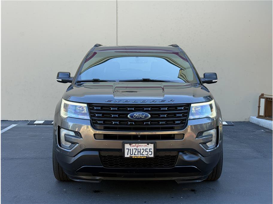 Used 2016 Ford Explorer Sport w/ Equipment Group 401A AWD/4WD image 2