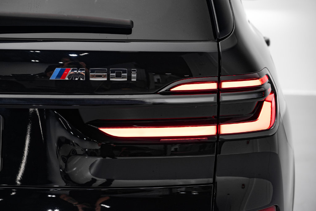 Used 2025 BMW X7 M60i w/ Executive Package AWD/4WD image 39