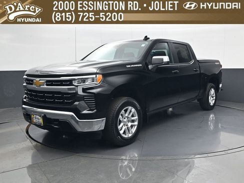 Used 2024 Chevrolet Silverado 1500 LT image 1