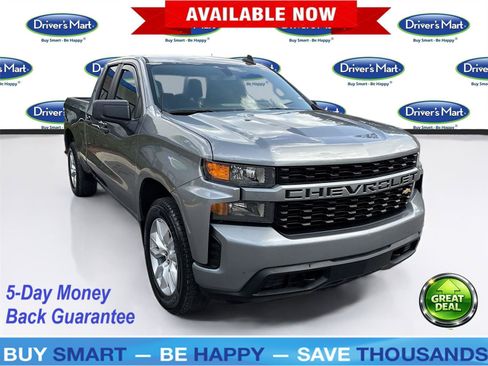Used 2020 Chevrolet Silverado 1500 Custom w/ Custom Value Package AWD/4WD image 1