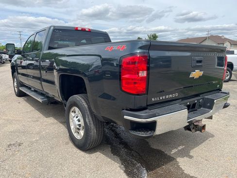 Used 2017 Chevrolet Silverado 2500 LT AWD/4WD image 9