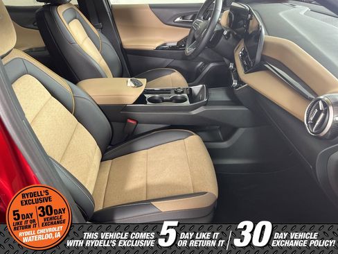 Certified 2025 Chevrolet Equinox ACTIV w/ Safety and Technology Package image 16