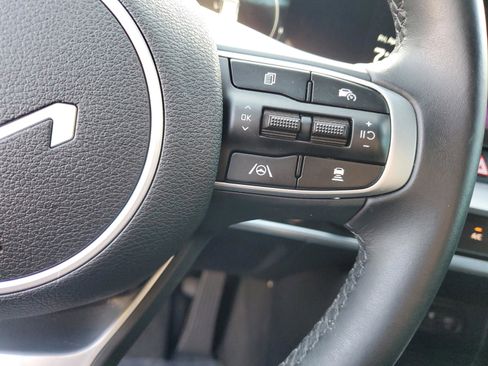 Certified 2025 Kia Sportage SX FWD image 25