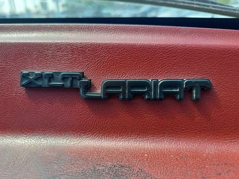 Used 1987 Ford F250 4x4 Regular Cab image 13