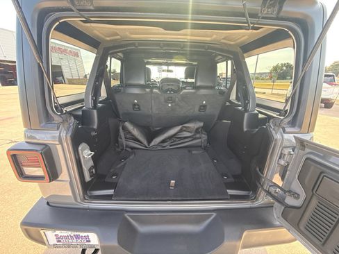 Used 2020 Jeep Wrangler Unlimited Sport AWD/4WD image 7
