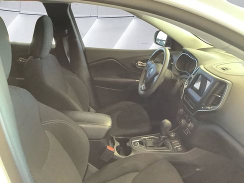 Used 2020 Jeep Cherokee Latitude image 13