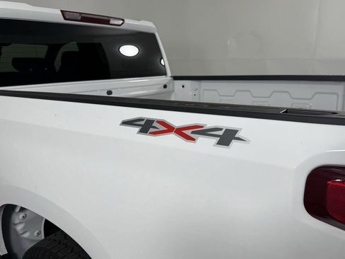 New 2025 Chevrolet Silverado 1500 LT image 16