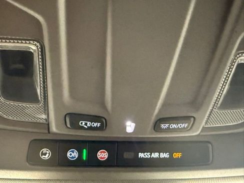 Used 2023 Chevrolet Silverado 1500 Custom image 23