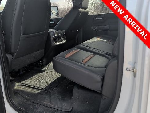 Used 2023 GMC Sierra 2500 AT4 w/ AT4 Preferred Package image 15