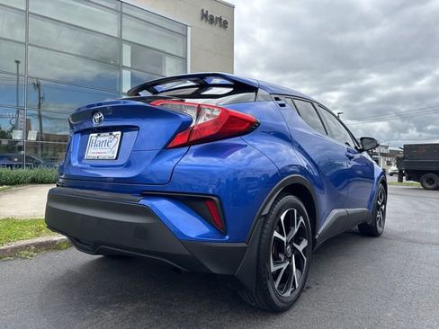 Used 2021 Toyota C-HR XLE FWD image 4