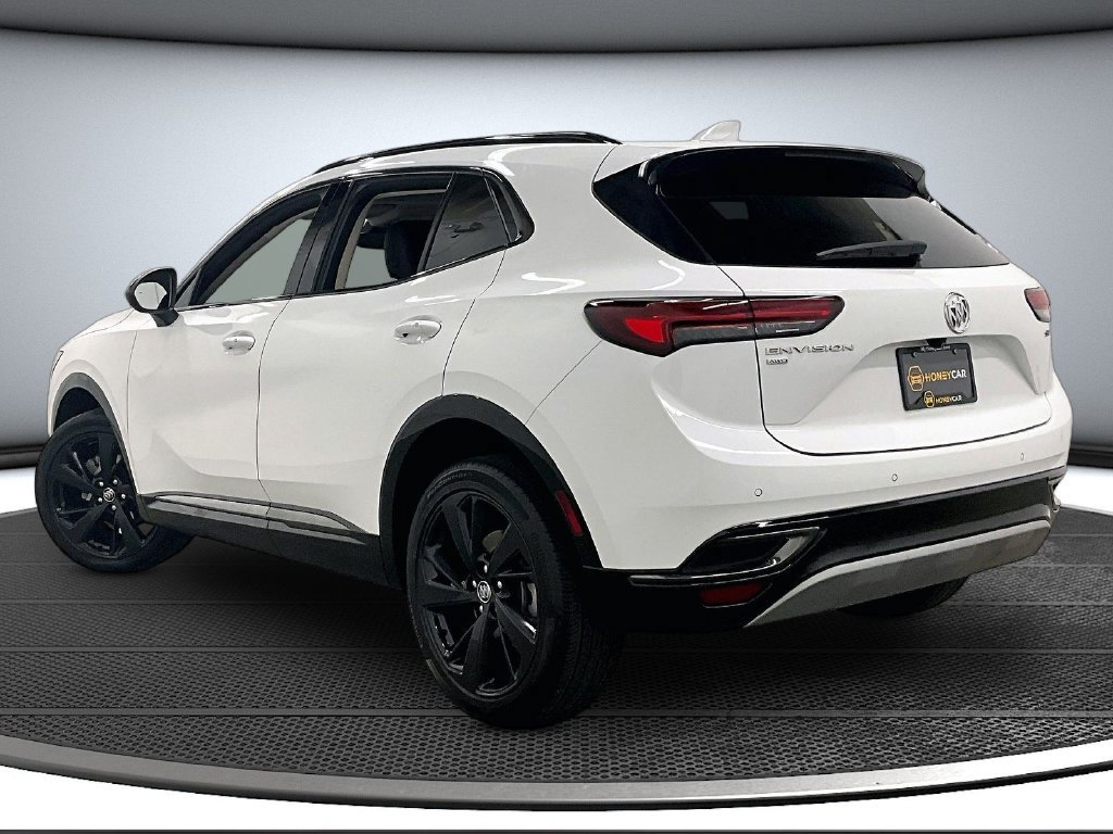 Used 2023 Buick Envision Essence w/ Sport Touring Package AWD/4WD image 4