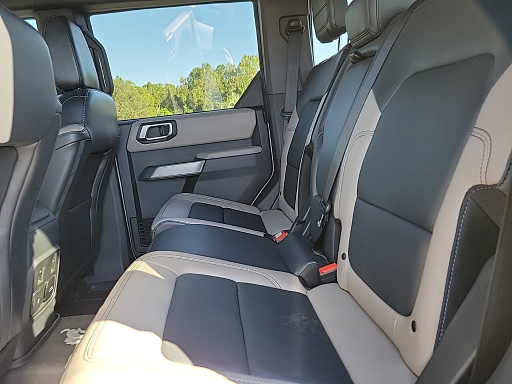 Used 2023 Ford Bronco Wildtrak AWD/4WD image 10