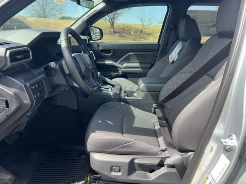 New 2026 Toyota Tacoma SR5 image 4