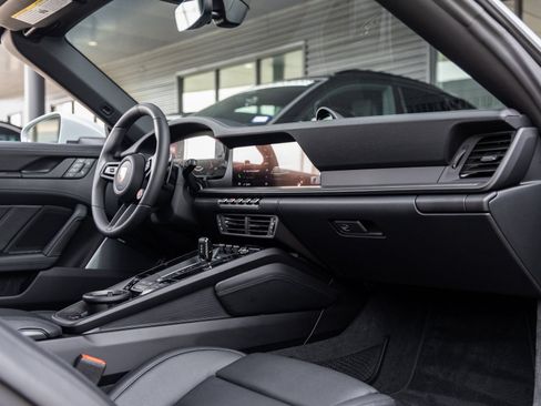 Certified 2026 Porsche 911 Carrera 4S AWD/4WD image 40