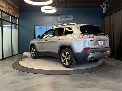Used 2020 Jeep Cherokee Limited image 5