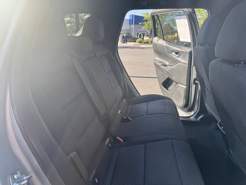 Used 2026 Chevrolet Equinox LT AWD/4WD image 30