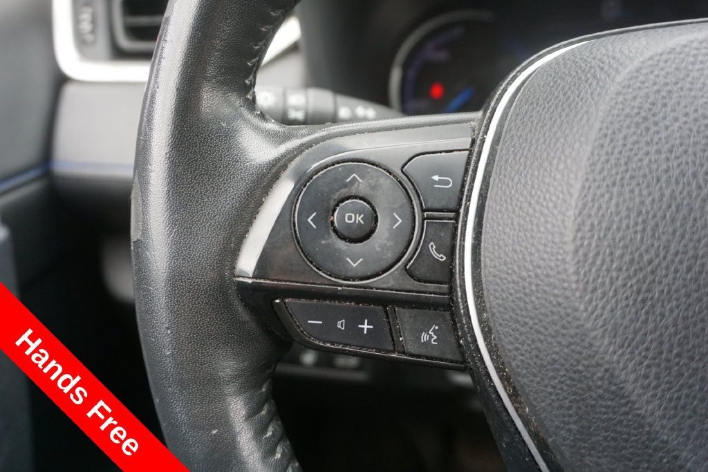 Used 2021 Toyota RAV4 XSE w/ XSE Grade Weather Package AWD/4WD image 4