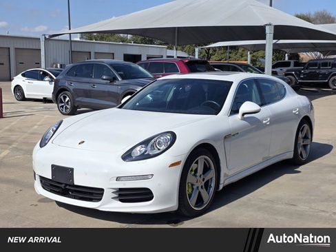 Used 2015 Porsche Panamera S image 1