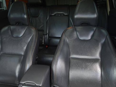 Used 2012 Volvo XC60 T6 AWD/4WD image 16