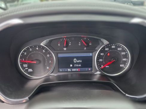 Used 2025 Chevrolet Blazer LT FWD image 23
