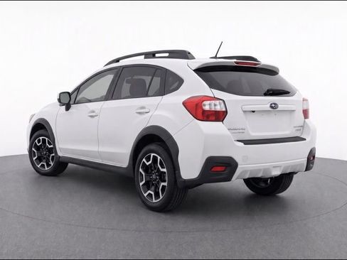 Used 2017 Subaru Crosstrek 2.0i Premium AWD/4WD image 4