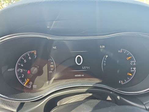 Used 2020 Jeep Grand Cherokee Altitude AWD/4WD image 7