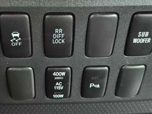 Used 2010 Toyota FJ Cruiser 2WD image 11