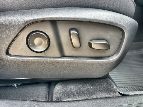 New 2026 Chevrolet Equinox RS AWD/4WD image 35