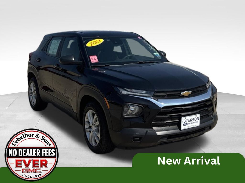 Used 2021 Chevrolet TrailBlazer LS FWD image 3