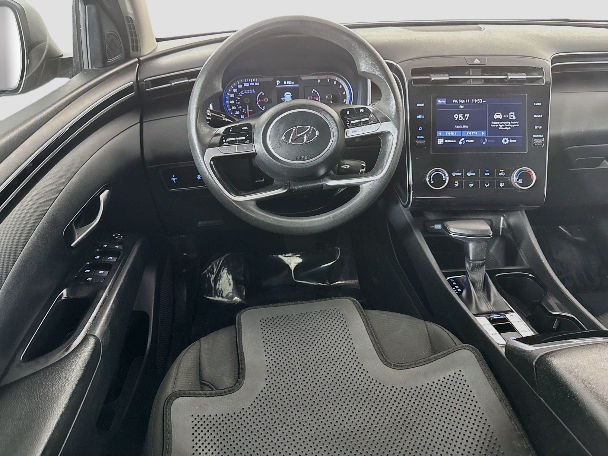 Used 2022 Hyundai Tucson SE FWD image 17