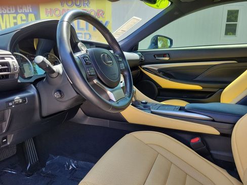 Used 2021 Lexus RC 350 w/ Premium Package RWD image 16