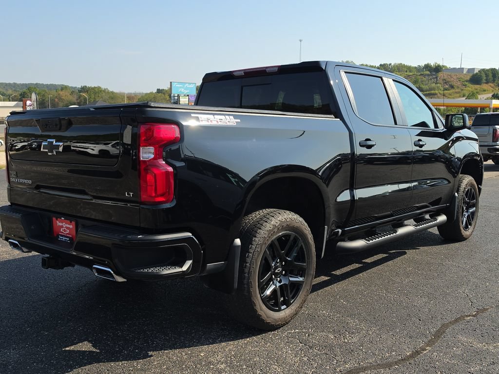 Used 2025 Chevrolet Silverado 1500 LT Trail Boss w/ Convenience Package II AWD/4WD image 10