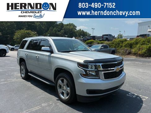 Used 2017 Chevrolet Tahoe LT RWD image 1