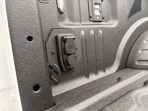 New 2026 Ford F450 Platinum w/ FX4 Off-Road Package image 10