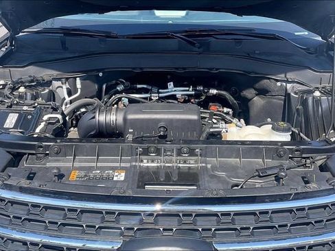 Certified 2023 Ford Explorer XLT w/ Equipment Group 202A RWD image 10