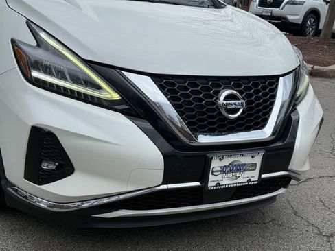 Used 2019 Nissan Murano SV w/ Premium Package image 8