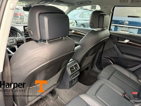 Used 2018 Audi Q5 2.0T Premium Plus w/ Premium Plus Package AWD/4WD image 10