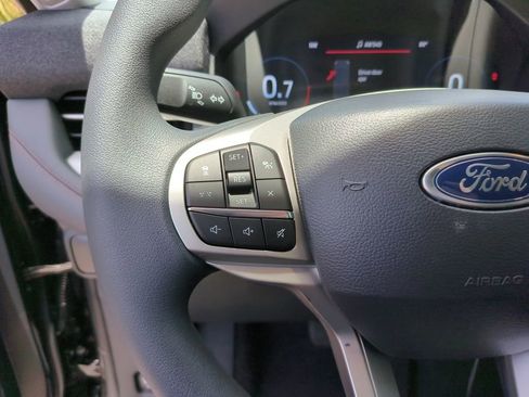 New 2026 Ford Explorer Active RWD image 27