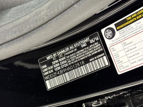 Used 2017 Mercedes-Benz E 300 image 30